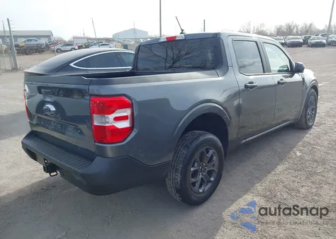 2024 Ford Maverick Xlt z USA, uszkodzony, nr VIN 3FTTW8H33RRB27217